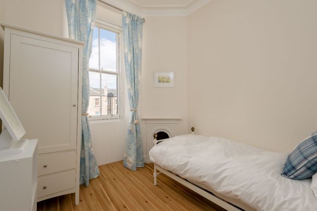 Flat to rent in Dean Terrace, Stockbridge, Edinburgh