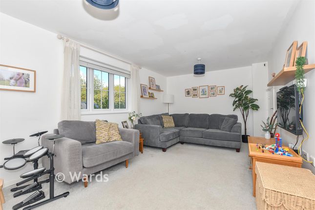 3-bed semi-detached on 7, King Road, Tonbridge, £425,000