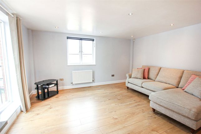 Flat 8, 18, Commonhall Street, Cheshire photo 4