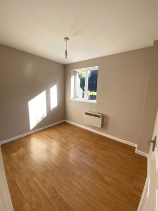 22, Oak Avenue , Stanley  photo 4