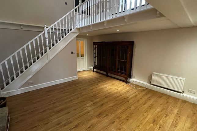 Stable Cottage, Westfield Road, ROTHERHAM photo 3