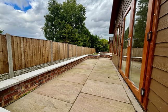 41, Helsby Park Homes, Chester Road, Frodsham photo 4