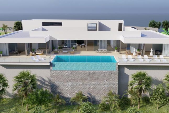 Thumbnail Villa for sale in Er222 632A, 9370 Calheta, Portugal, Calheta, Pt