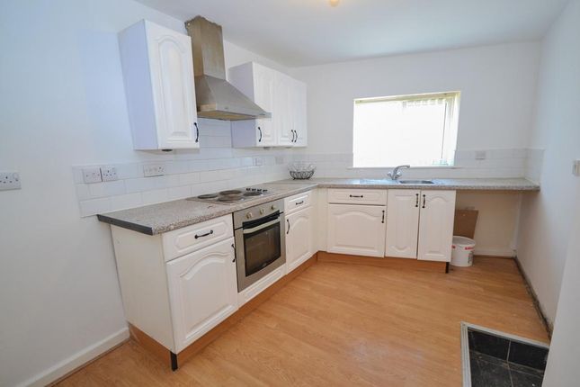 2c, Queen Street, Carlin How photo 4