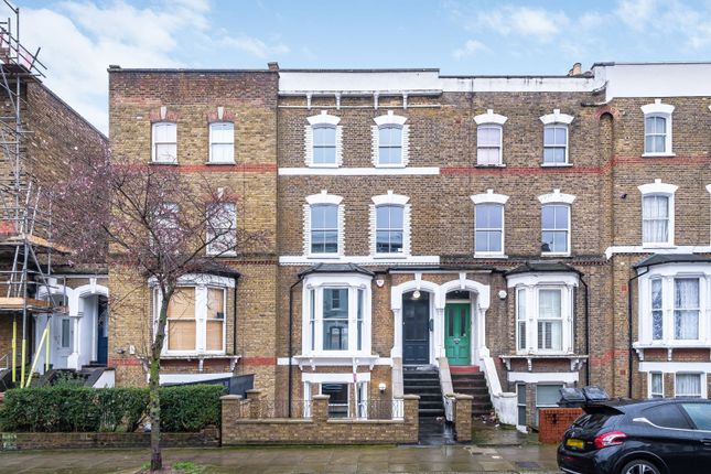 Terraced house for sale in Farleigh Road, Stoke Newington