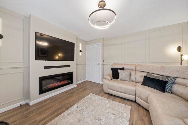 56 Hilldale, Wigan photo 3