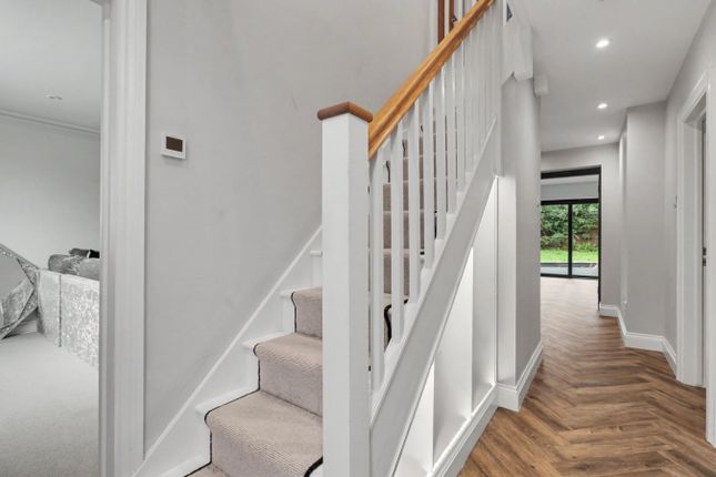 82, Willingale Way, Thorpe Bay photo 4