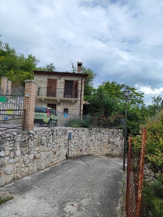 Detached house for sale in L\'aquila, Roccacasale, Abruzzo, Aq67030
