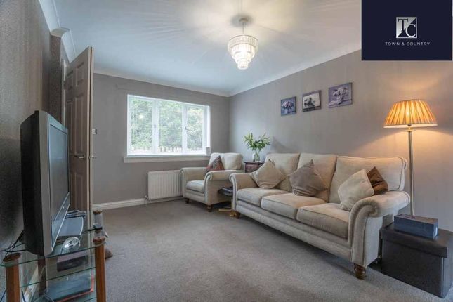 24, Northmuir Road, Drumchapel photo 3