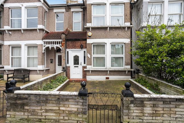 Terraced house for sale in Grove Green Road, Leytonstone