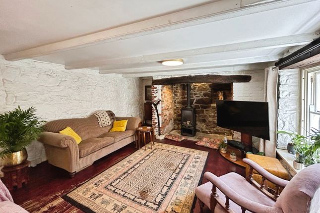 7 Market Street, Hayle, Cornwall photo 4