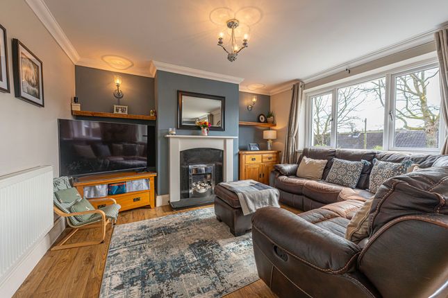 27 Greys Road, Pontypool photo 3