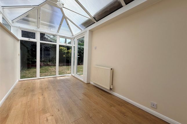 6, Kings Keep, Hampshire photo 4