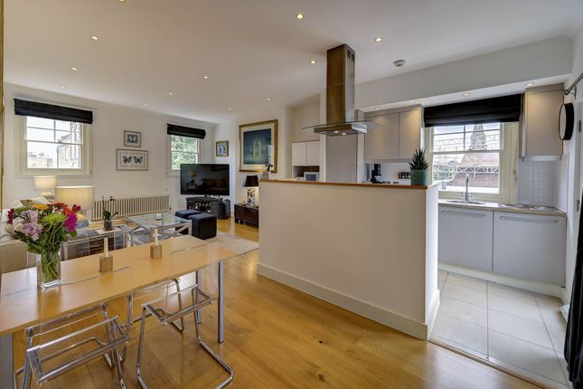 Flat 4, Park Walk, London photo 4
