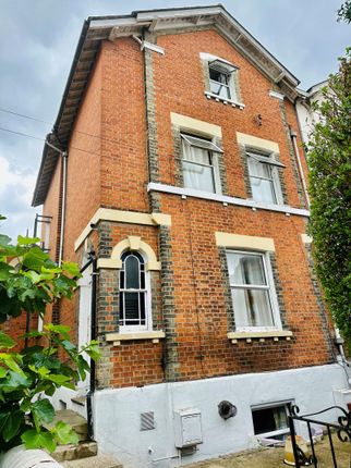 Thumbnail Semi-detached house for sale in 29 Russell Street, Reading, Berkshire