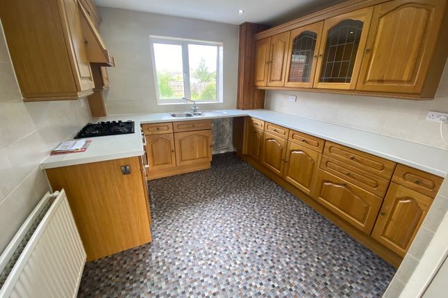 7, Ilkeston photo 4