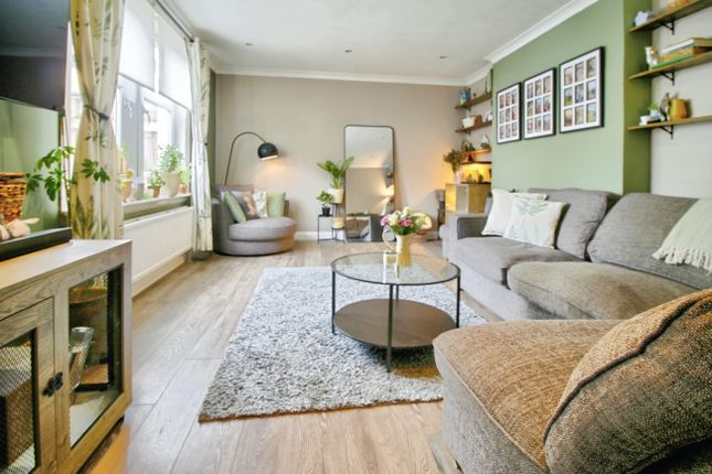 44a, Holden Park Road, Tunbridge Wells photo 2