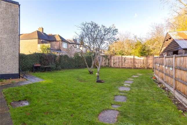 2, Highworth Avenue, Cambridgeshire photo 3