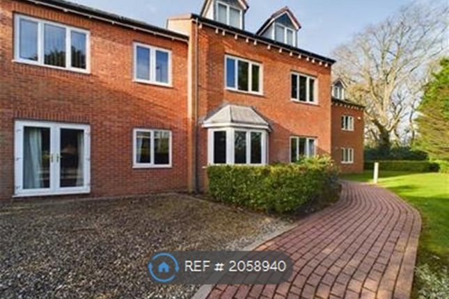 Flat to rent in Francis House, Solihull