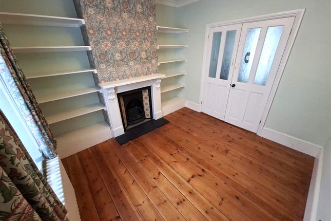 8, Langdon Road, Rochester photo 2