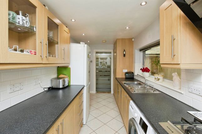 19, Station Road, Derby photo 5
