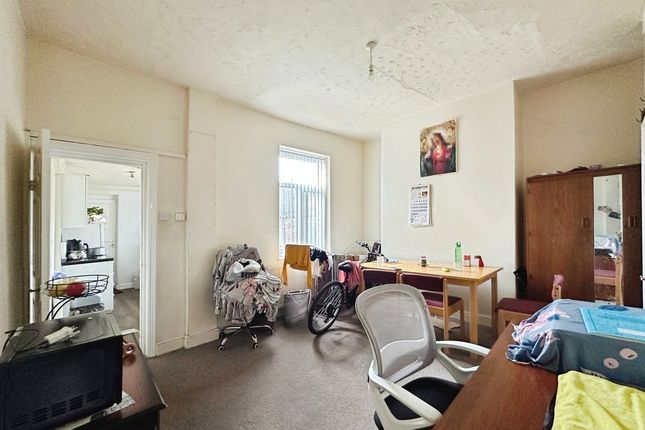 40, Massey Street, Bury photo 3
