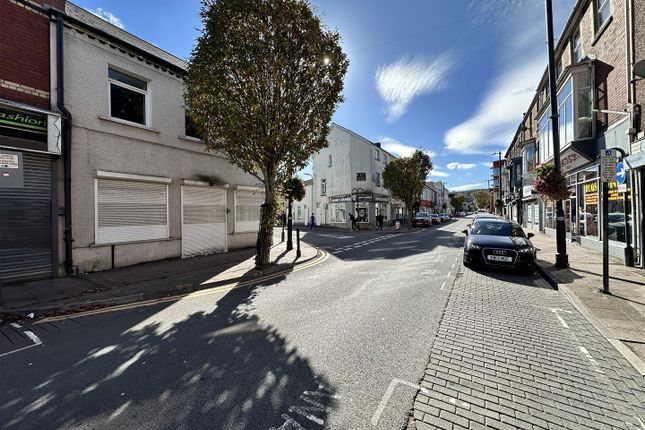 23, Windsor Road, Neath photo 2