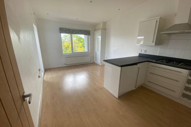Flat 8, Leigh Brook Mews, Leigh-on-Sea photo 4