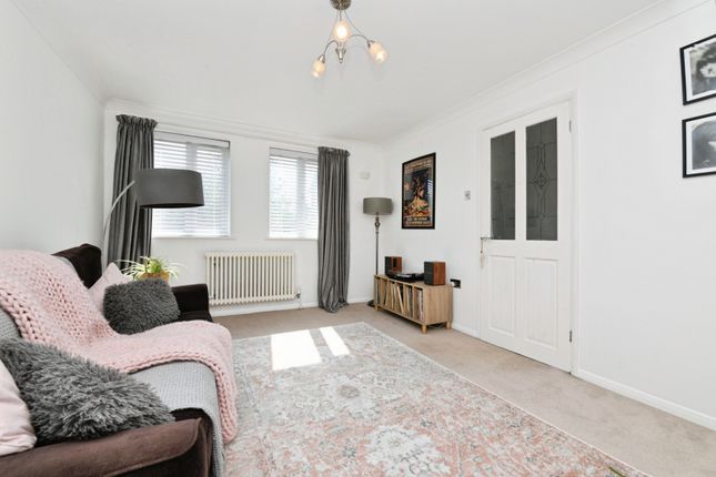 60, Homefield Way, Colchester photo 4