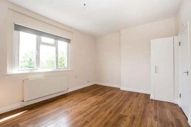 Thumbnail Studio to rent in Mount View Road, Crouch End, London