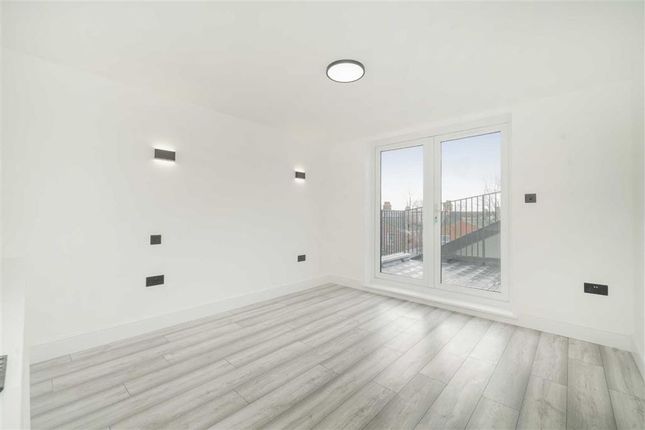 Flat for sale in Pine Road, London