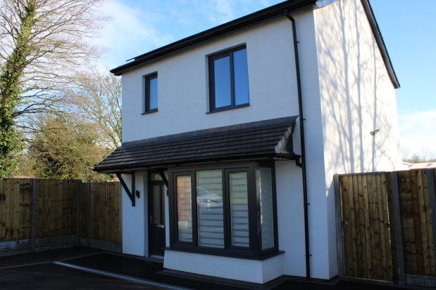 Detached house to rent in Bagillt Road, Holywell