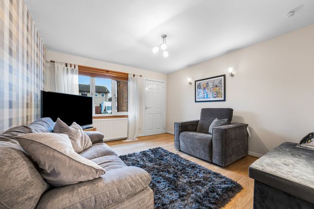 11, Rose Gardens, Dunfermline photo 4