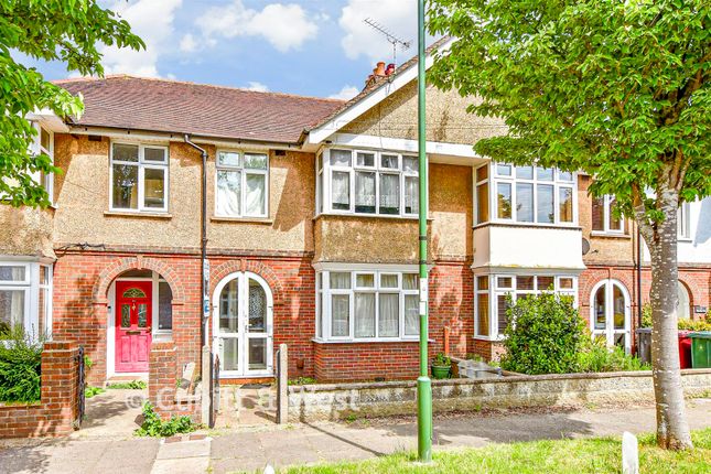28, Orchard Avenue, Chichester photo 4