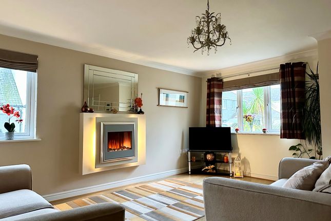 3 Riviera Close, Helston photo 2