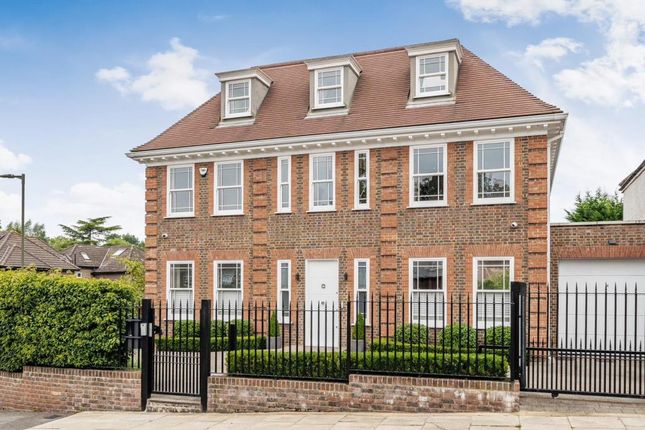 Thumbnail Detached house for sale in Hendon Avenue, Finchley