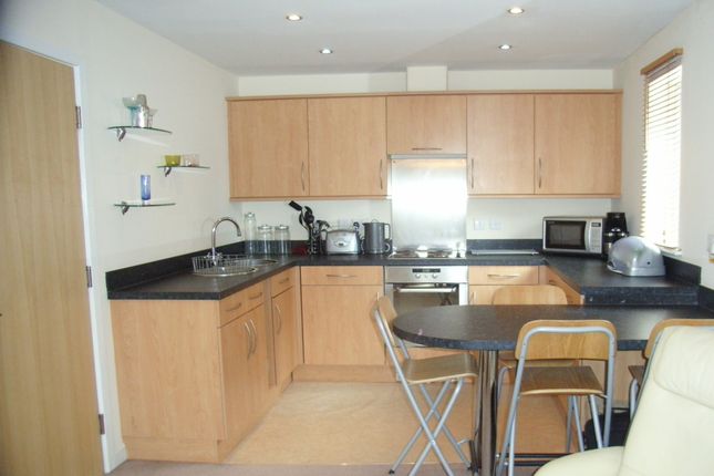 32, Maddren Way, Middlesbrough photo 5