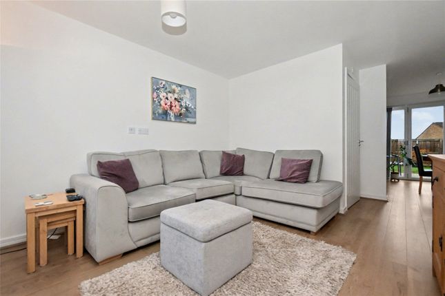 41, Meadow Drive, Leeds photo 4