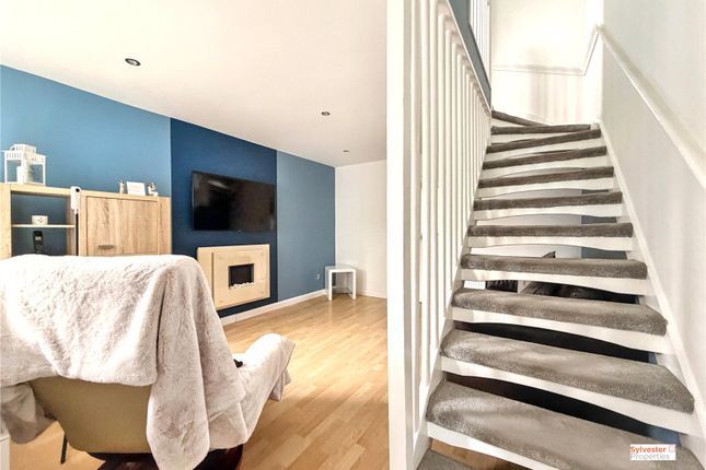 95, Kinross Drive, Stanley photo 2
