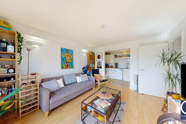 Flat 12, Naish Court, 56 Bemerton Street, London photo 3