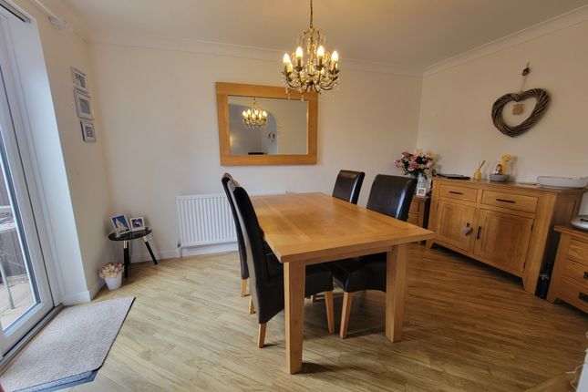 3, Giles Court, Norwich Road, Claydon, Ipswich, Suffolk, IP6 photo 3