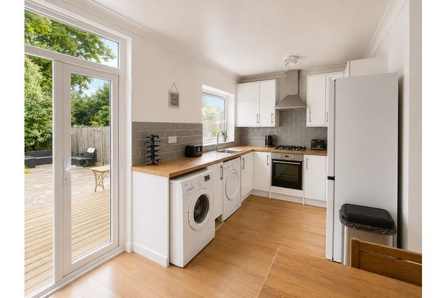 -, Rosebery Avenue, Ramsgate photo 5