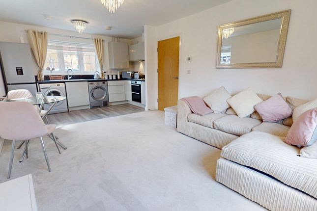 23, Deerhurst Road, Daventry photo 2