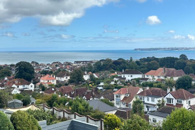 26 Barcombe Heights, Paignton photo 2