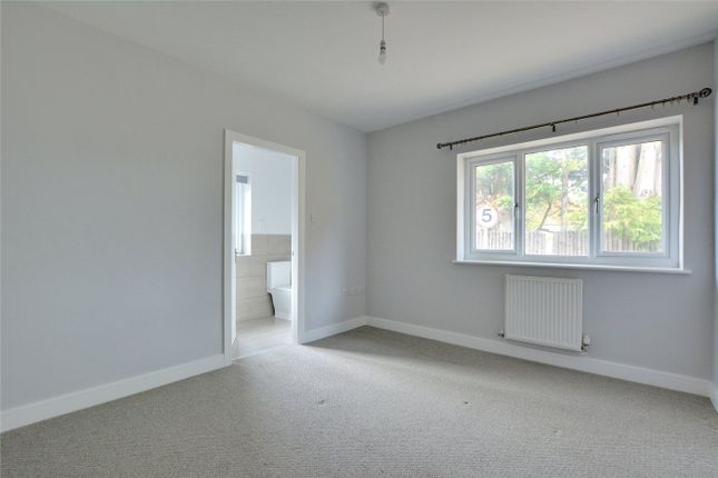 Flat 1, 129a, White Horse Hill, Chislehurst photo 3