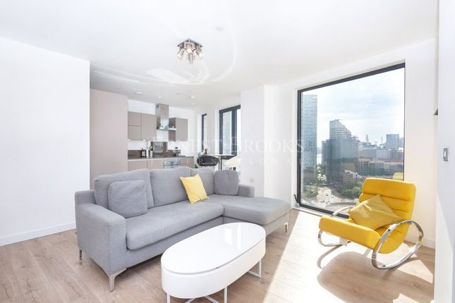Flat to rent in Roosevelt Tower, Williamsburg Plaza, Canary Wharf