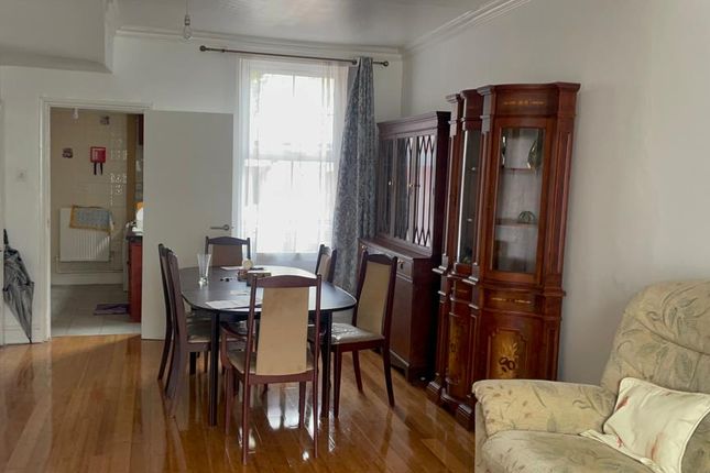 Thumbnail Flat to rent in Morley Avenue, London