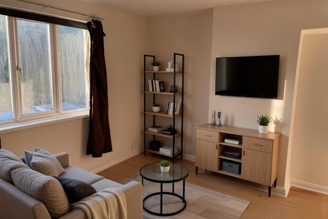 46, Fleetwood Road,, Kingston upon Thames photo 3