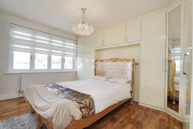 Semi-detached house to rent in Beresford Avenue, Berrylands, Surbiton
