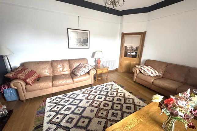 27, New Road, Swansea photo 3